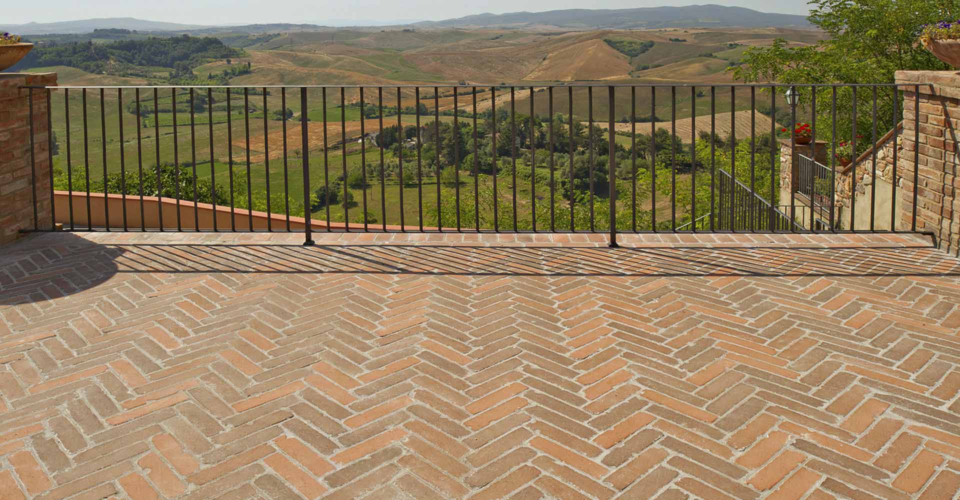 Laterizi pregiati in cotto toscano Cotto per esterno
